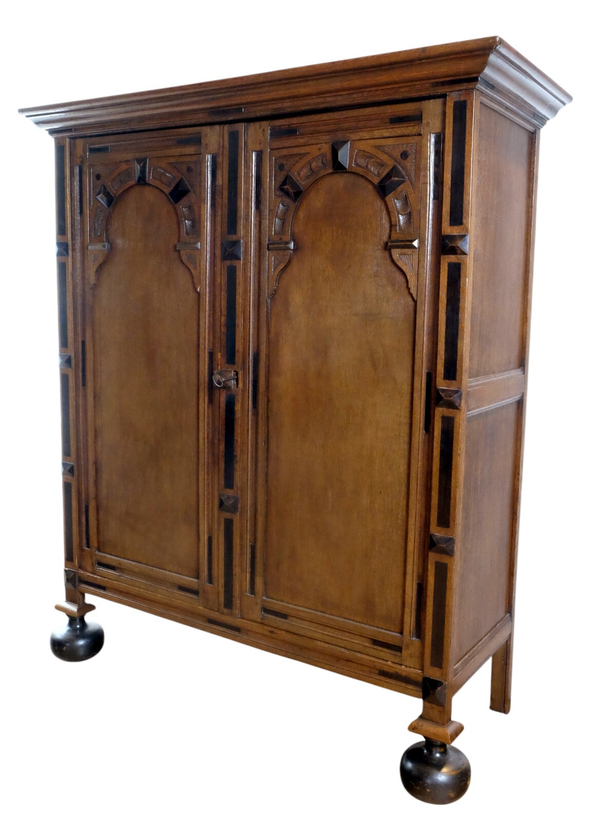 Arched Cabinet Oakwood