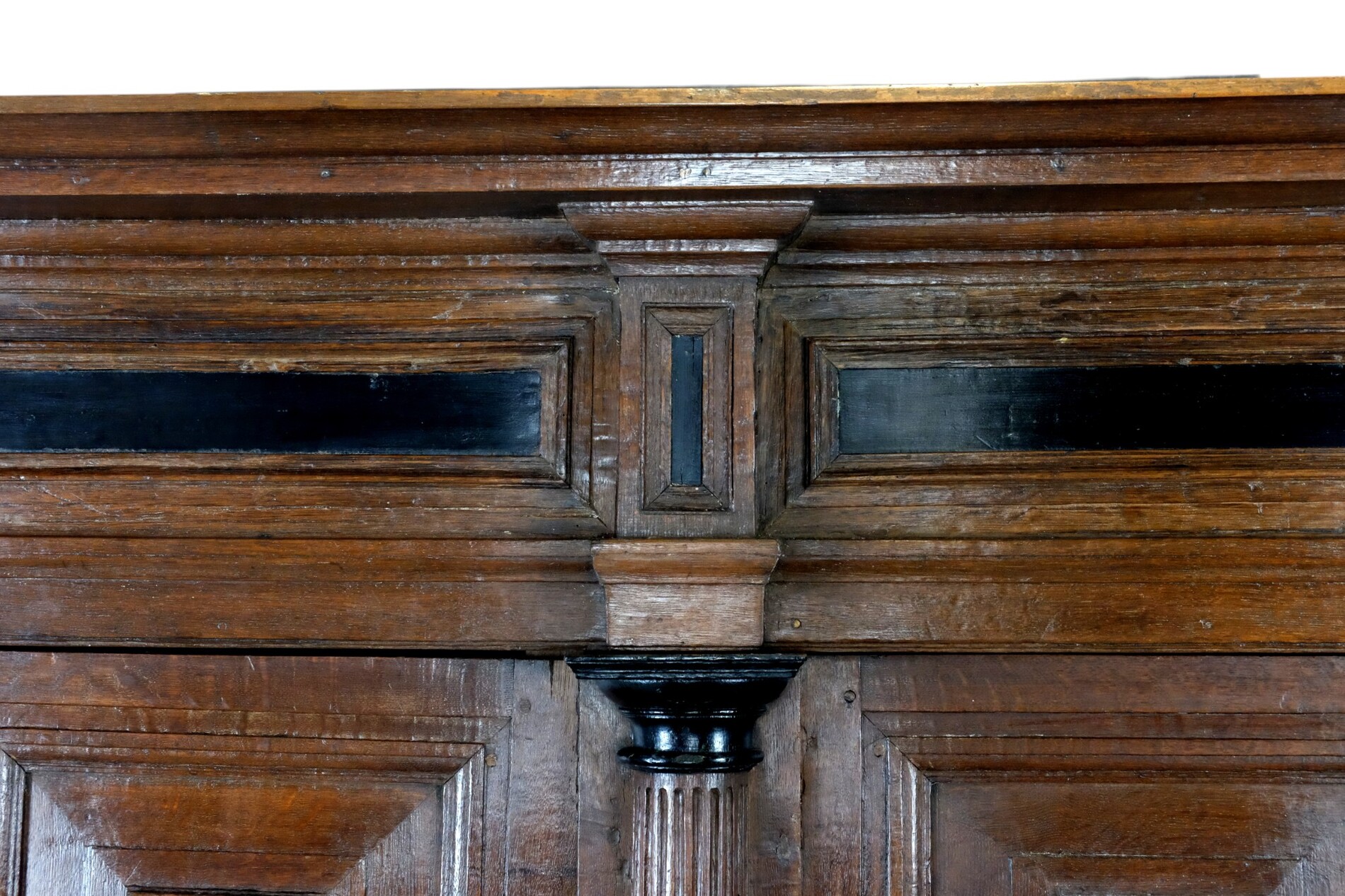 Beautiful Column cabinet from the mid-17th century. 