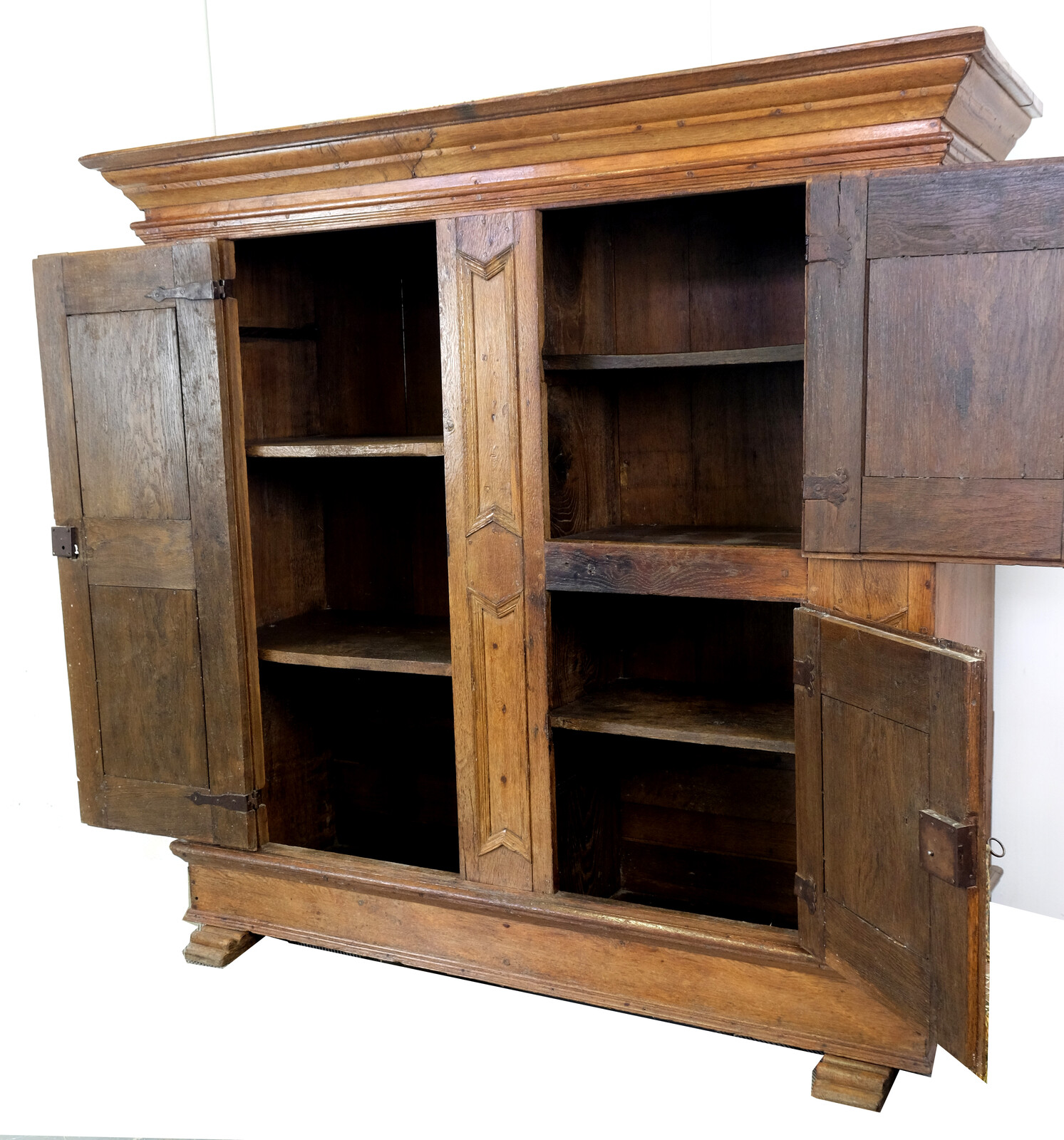 Early west German cabinet with 3 doors