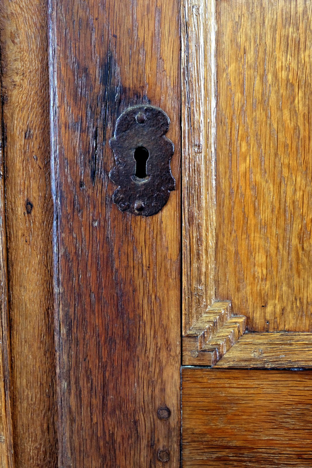 Early west German cabinet with 3 doors