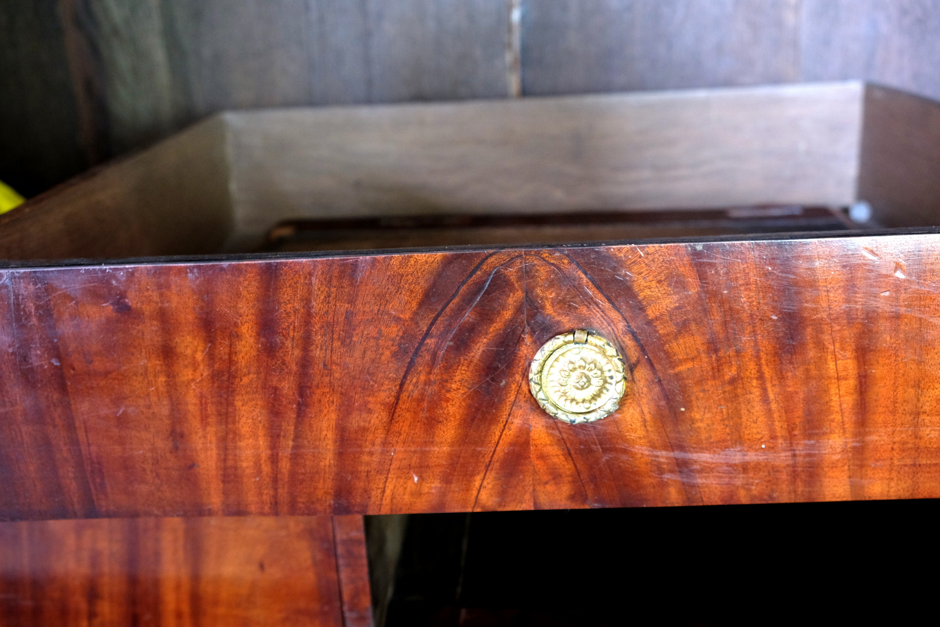 Elegant Cabinet in beautiful floral mahogany