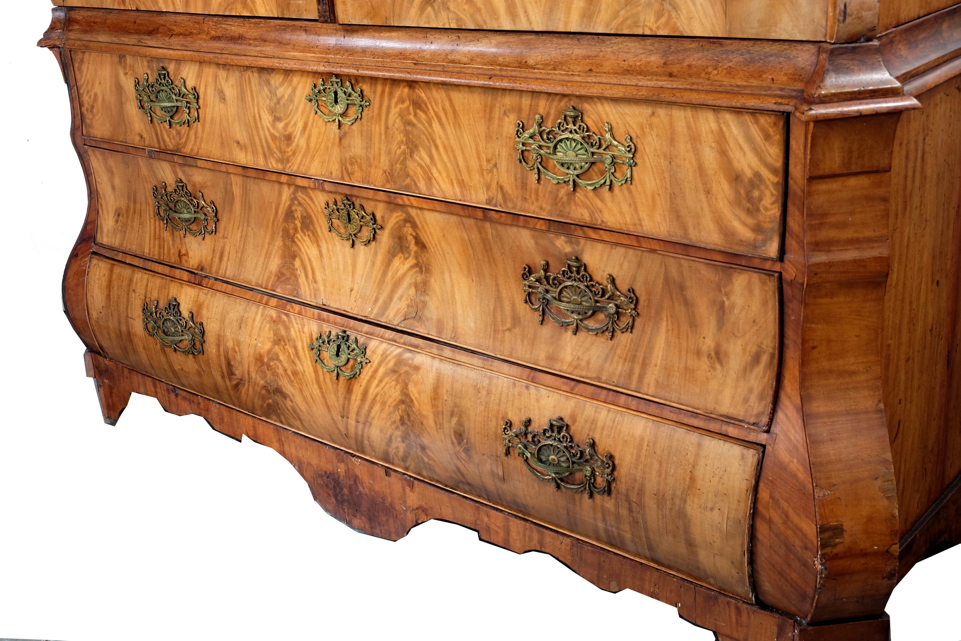 Elegant Cabinet in beautiful floral mahogany