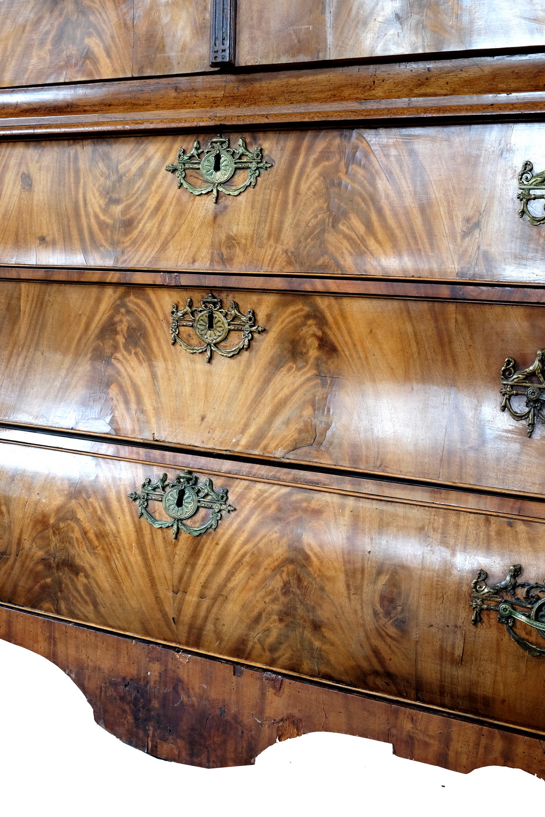 Elegant Cabinet in beautiful floral mahogany