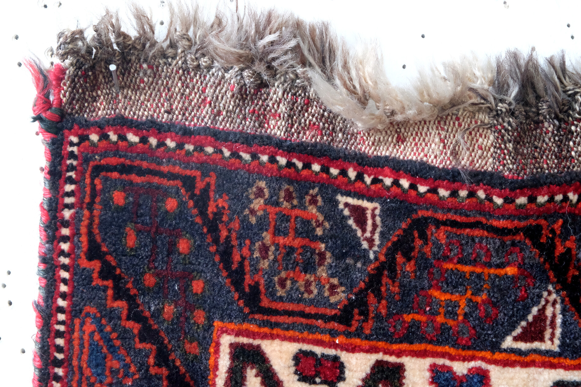 Figurative rug of the Qashqai nomads