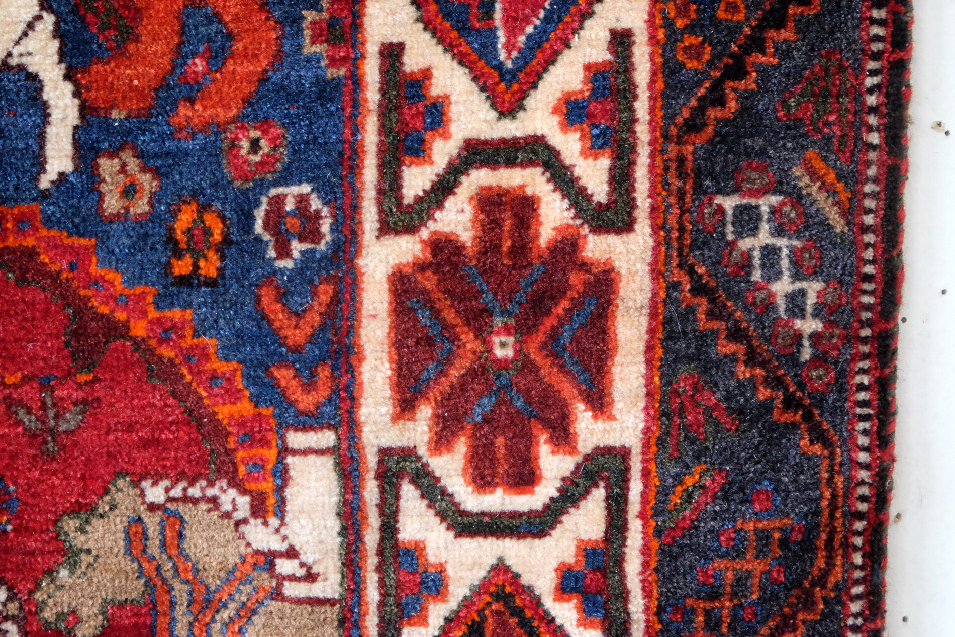 Figurative rug of the Qashqai nomads