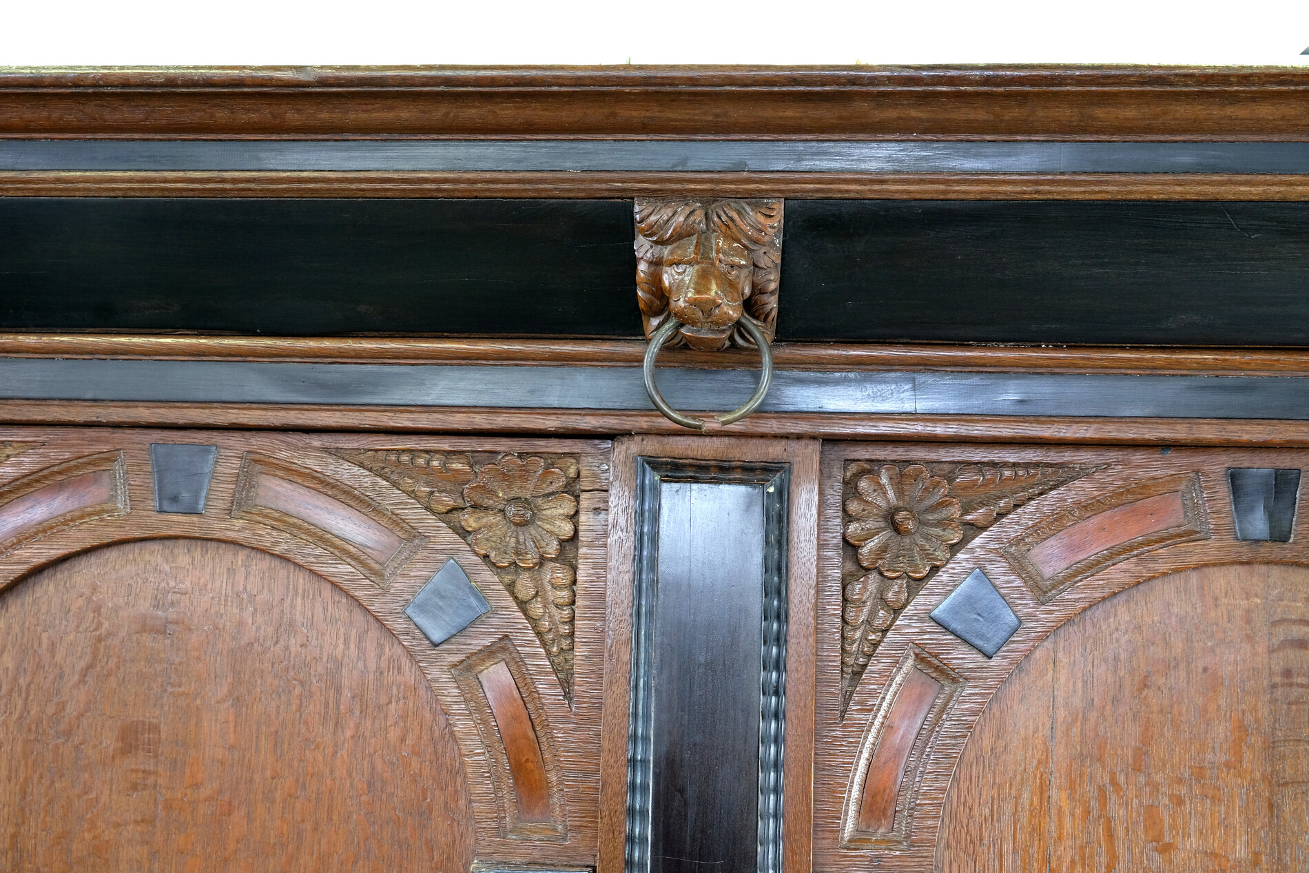 Fine Dutch 17th centyry Arched Cabinet