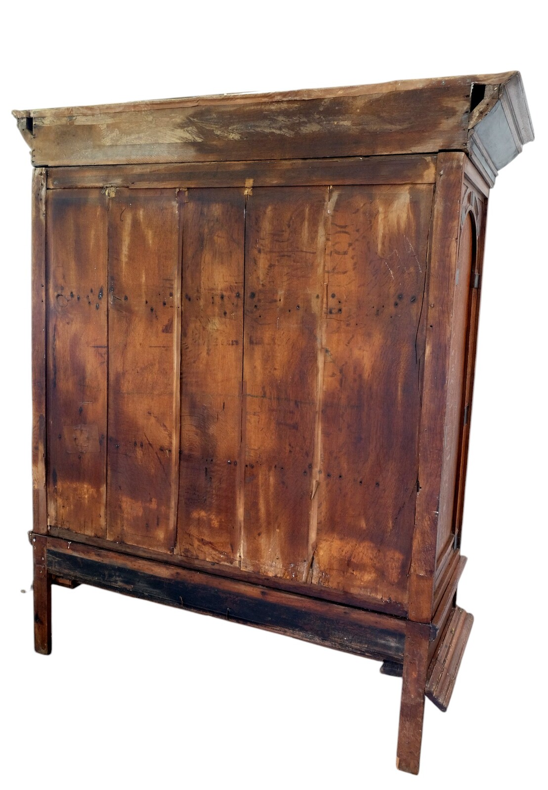 Fine Dutch 17th centyry Arched Cabinet