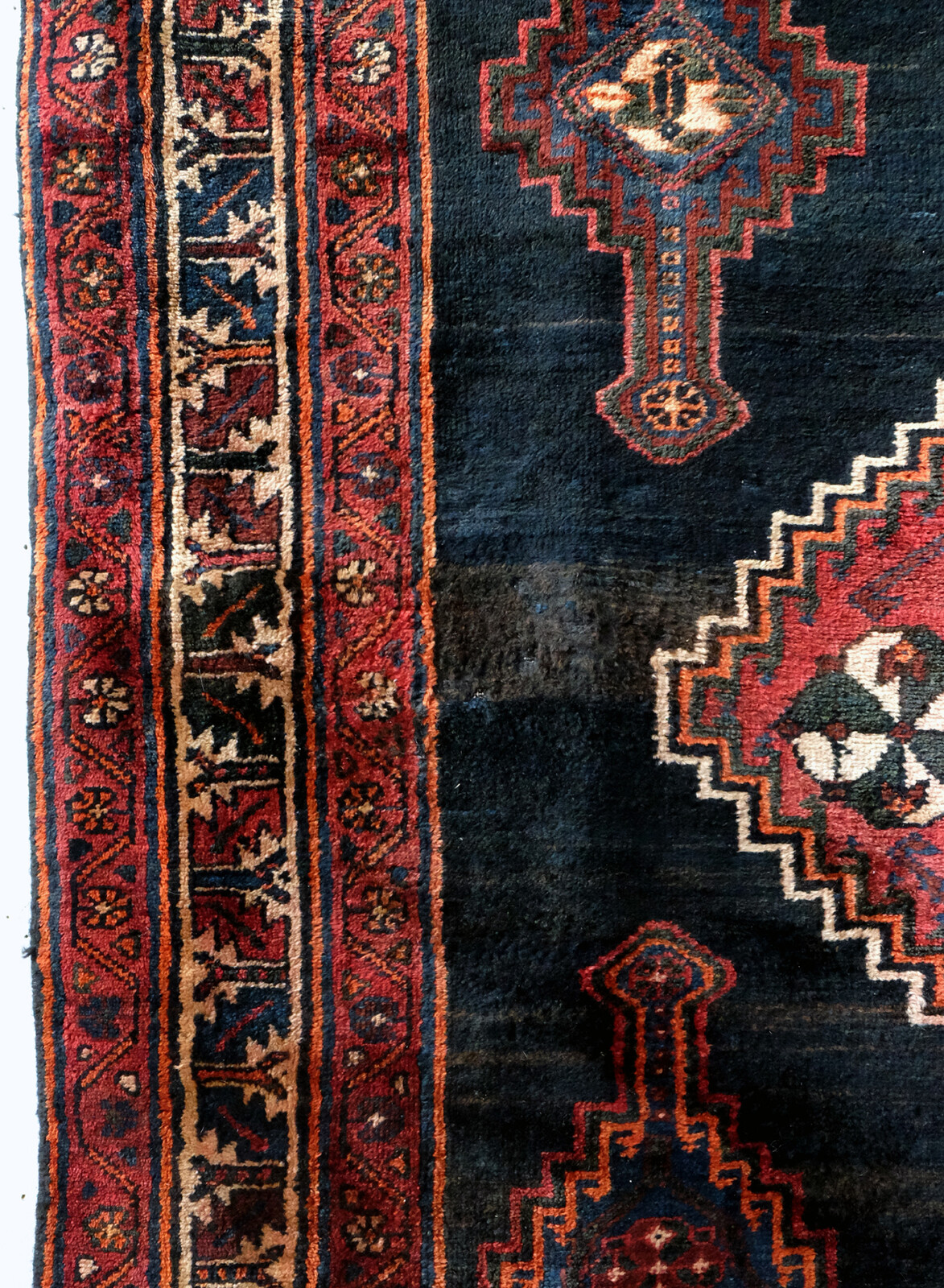 Great and authentic Koerdish Rug