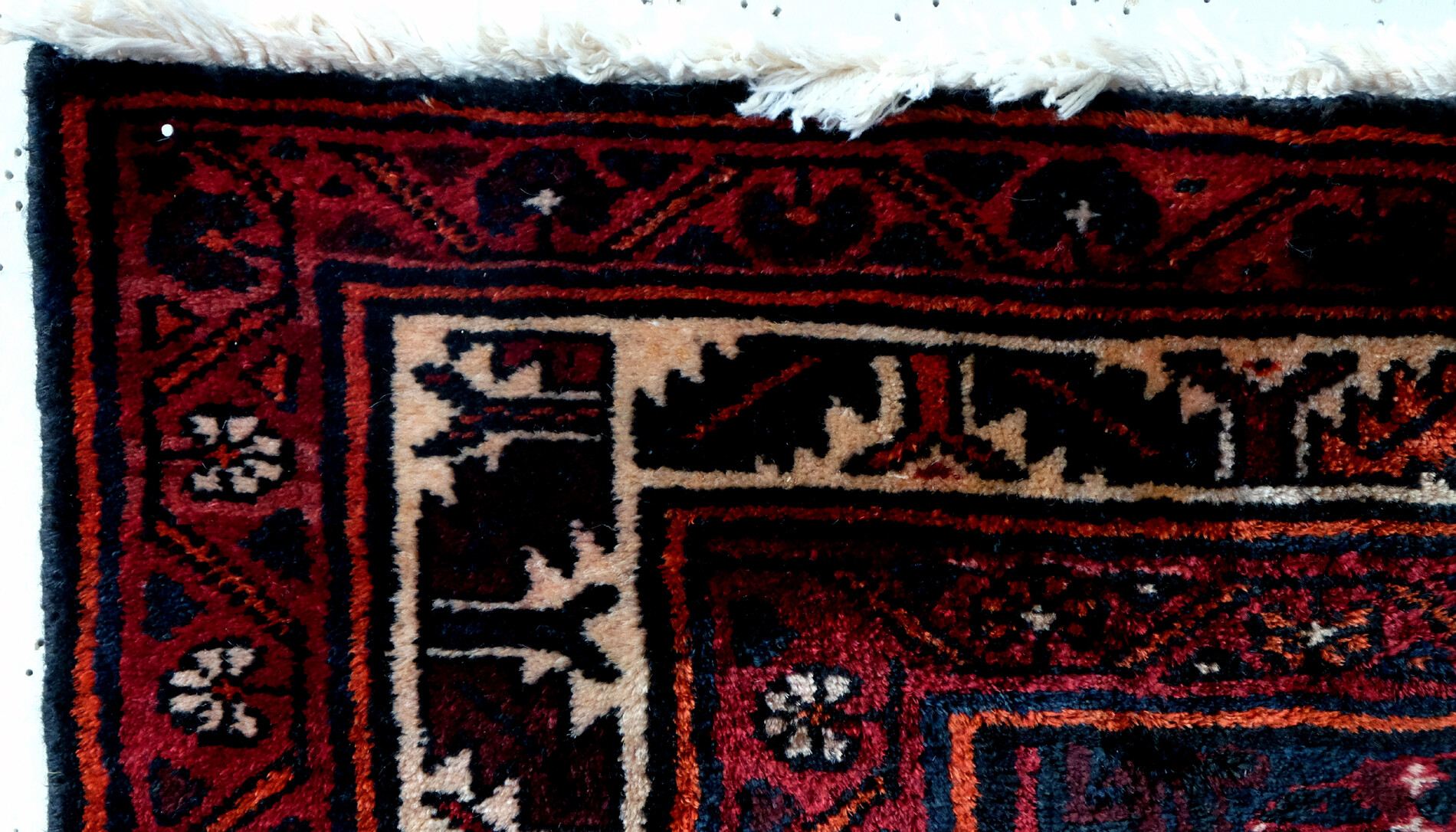 Great and authentic Koerdish Rug