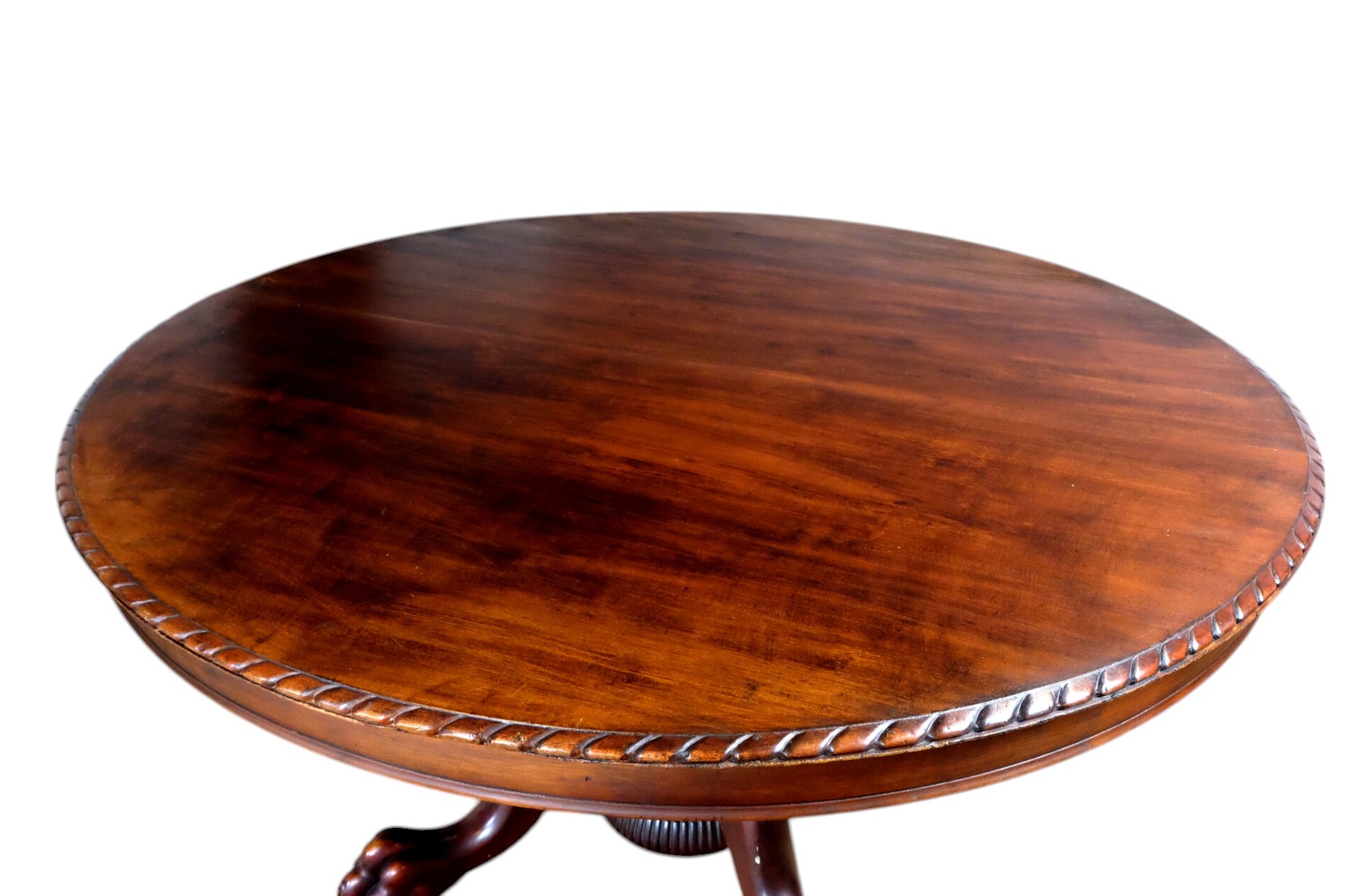 Large table with american history